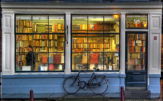 bicycles-books-book-store-rain-2646-1280x800